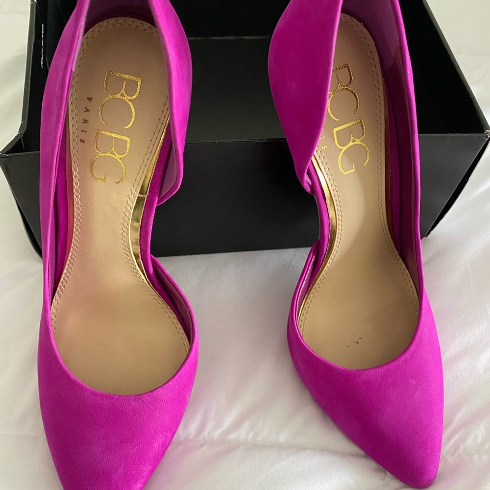 🔥SALE 🔥

• BCBG - Twilight Magenta Jaze Pumps - 7M - Picture 6 of 13
